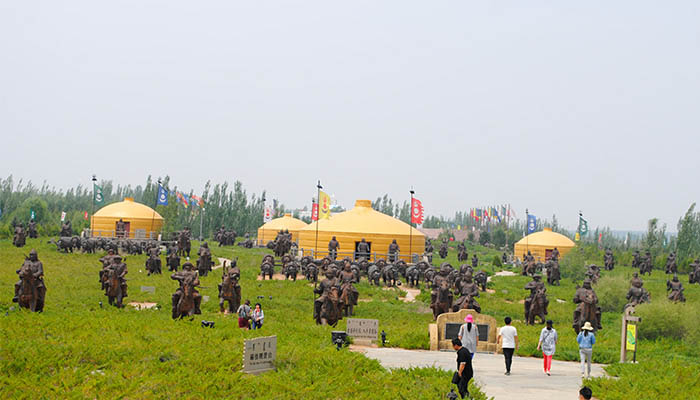 成吉思汗陵建于哪年 内蒙古成吉思汗陵什么时候建的